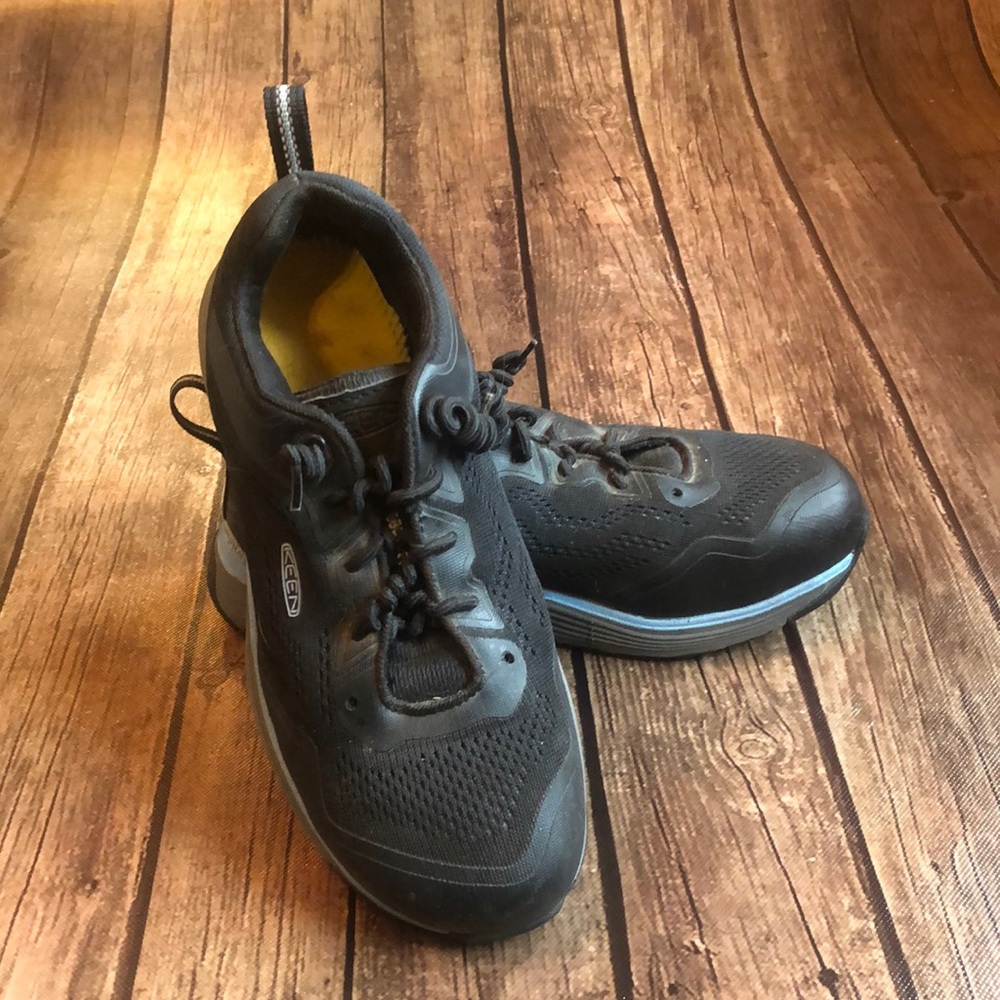 Keen Utility Work Shoes Steel Toe Sz 7.5